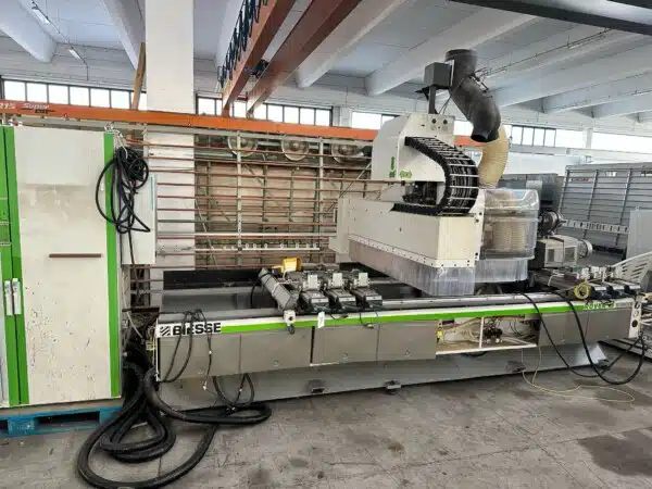 Centro di lavoro Biesse Rover B 2.30 - 4 assi c.e.  usato