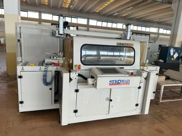 Centro taglio travi Stromab CT800 c.e. usato