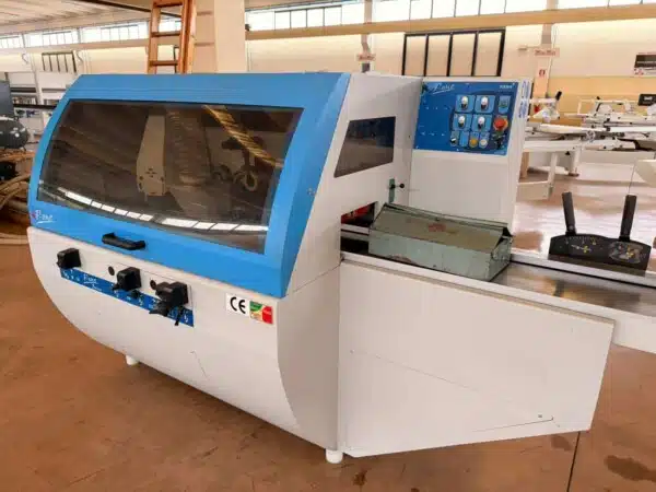 Scorniciatrice Futura P- one 23/4 c.e. usata