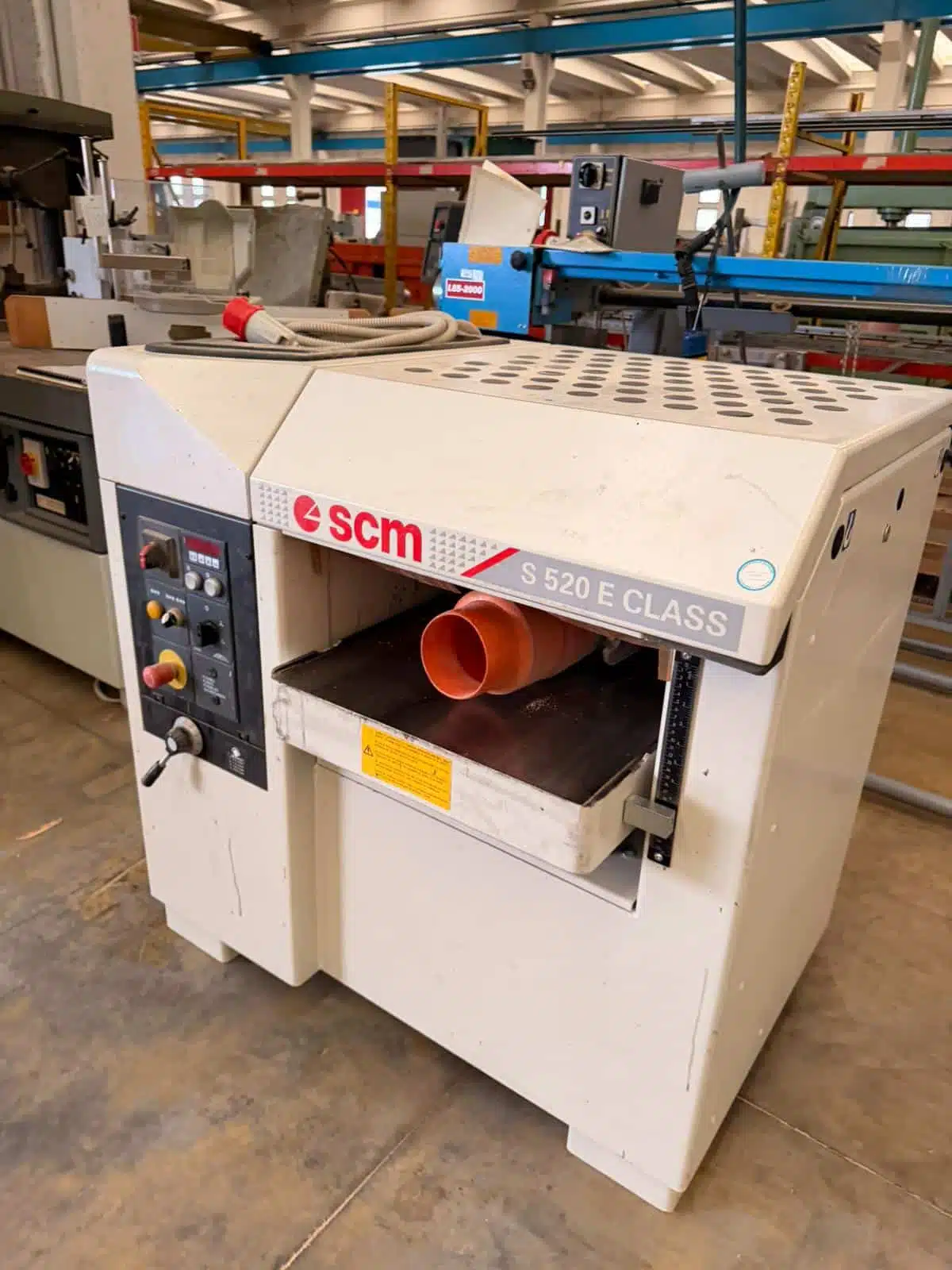 Pialla spessore Scm S520e Class c.e. usata