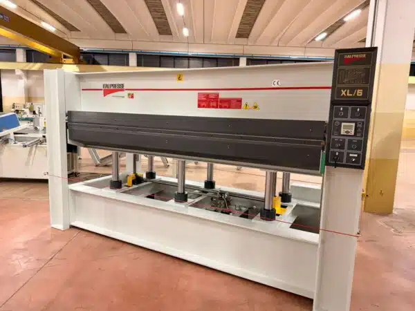 Pressa Italpresse mm 3000x1300 ad acqua c.e.