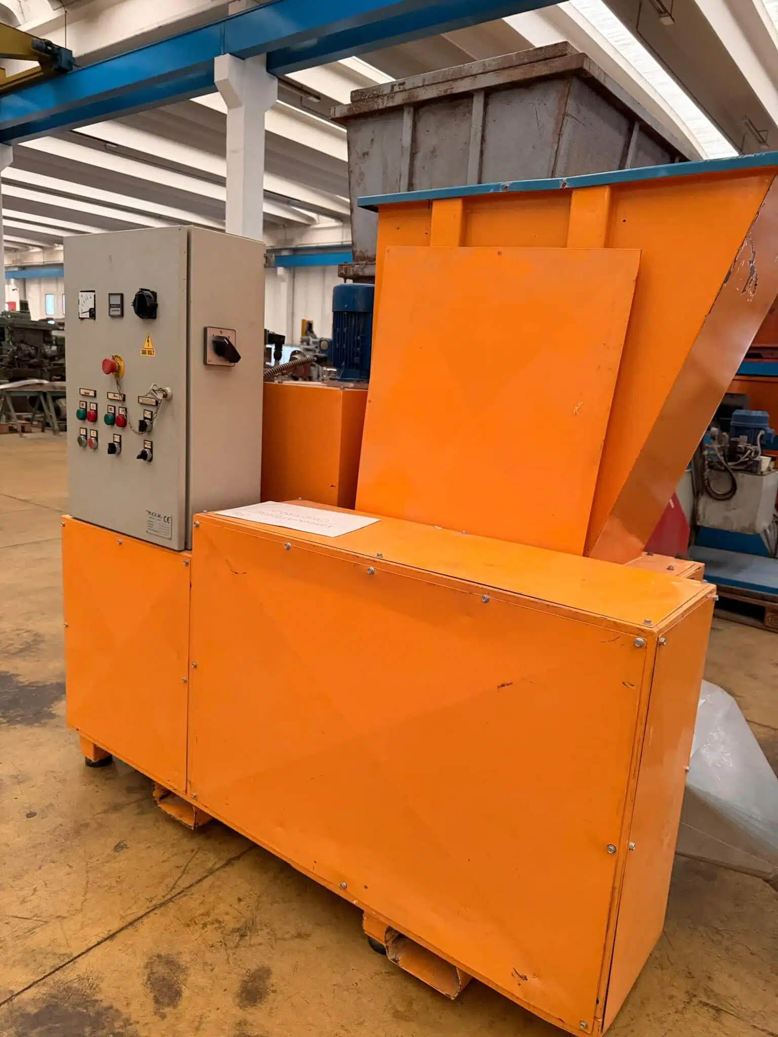 Macinatore Por mod. Castoro Hp10 c.e. usato